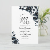Schwarz-Weiß-Blüten Save the Date Einladung (Stehend Vorderseite)