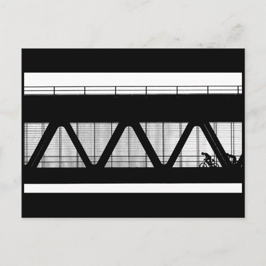 Schwarz-Weiß-Bridge-Biker Postkarte (Vorderseite)