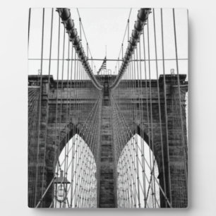 Schwarz-weiß Brooklyn Bridge New York Fotoplatte