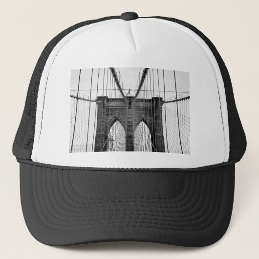 Schwarz-weiß Brooklyn Bridge New York Truckerkappe (Vorderseite)