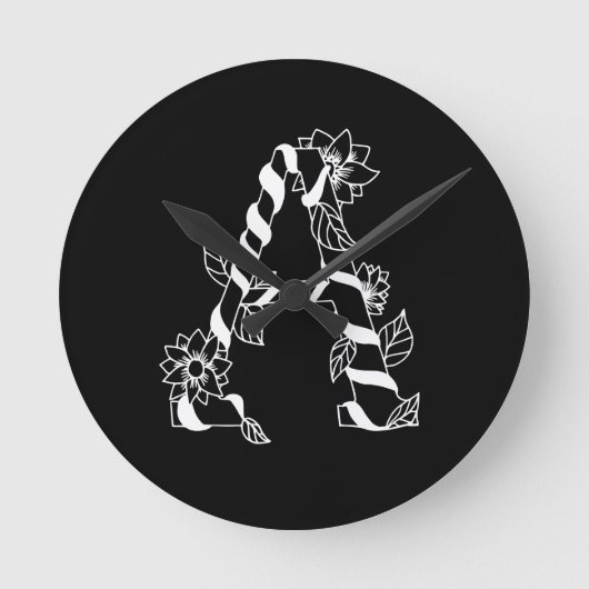 Schwarz-Weiß-Buchstabe "A" mit Twining-Blume Runde Wanduhr (Vorderseite)