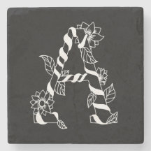 Schwarz-Weiß-Buchstabe "A" mit Twining-Blume