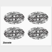 Schwarz-Weiß-Camouflage Ovaler Aufkleber (Blatt)