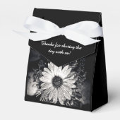Schwarz-Weiß-Daisy-Blume Geschenkschachtel (Vorderseite)