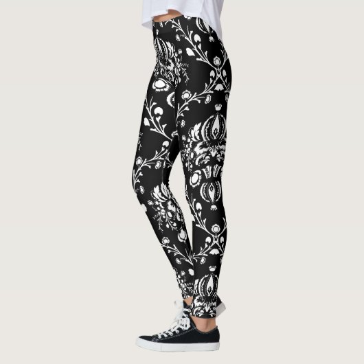 Schwarz-Weiß-Damast Leggings (Links)