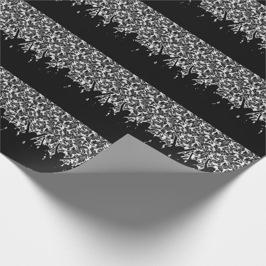 Schwarz-Weiß-Damast mit jubelnder Menge Geschenkpapier (Ecke)