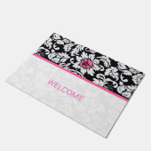 Schwarz-Weiß-Damast-Rosa Streifen Fußmatte (Schrägansicht)