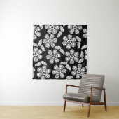 Schwarz-Weiß-Doodle-Blume-Muster schwarz, abstrakt Wandteppich (Beispiel (Horizontal))