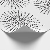 Schwarz-Weiß-Dot-Burst-Muster Geschenkpapier (Ecke)