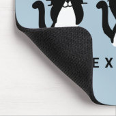 Schwarz-weiß | Drei weiße Kätzchen hellblau Mousepad (Ecke)