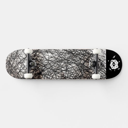 Schwarz-weiß Edgy Lines Skateboard (Horizontal)
