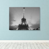 Schwarz-Weiß-Eiffelturm in Paris Leinwanddruck (Insitu (Holzboden))