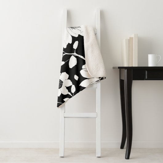 Schwarz-Weiß-Einfache Blume Nahtloses Muster Sherpadecke (Beispiel)