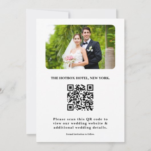 Schwarz-Weiß-Einfache Elegante Moderne QR Hochzeit Einladung (Rückseite)