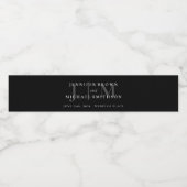 Schwarz-Weiß-Einfache feierliche Hochzeit Wasserflaschenetikett (Einzelnes Label)