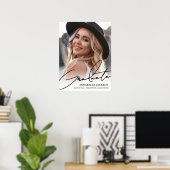 Schwarz Weiß Einfaches Foto Abschlussfeier Schild (Heimbüro)