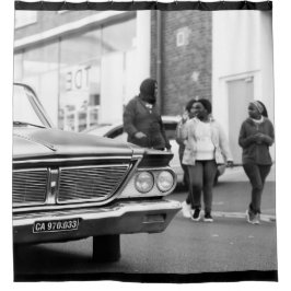 Schwarz-Weiß-Einfarbige Altautostadt Duschvorhang