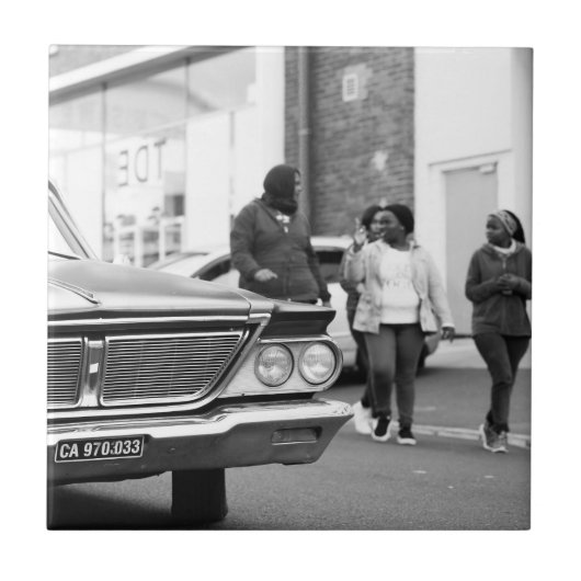 Schwarz-Weiß-Einfarbige Altautostadt Fliese (Vorderseite)