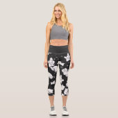 Schwarz-Weiß elegante Orchideen mit floraler Moder Capri Leggings (Vorderseite)