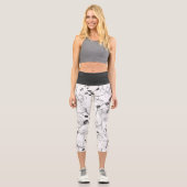 Schwarz-Weiß elegante Orchideen mit floraler Moder Capri Leggings (Vorderseite)
