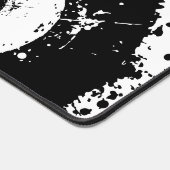 Schwarz-Weiß-Evil Schreibtischunterlage (Ecke)