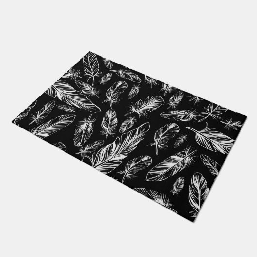 Schwarz-Weiß-Federn Fußmatte (Schrägansicht)