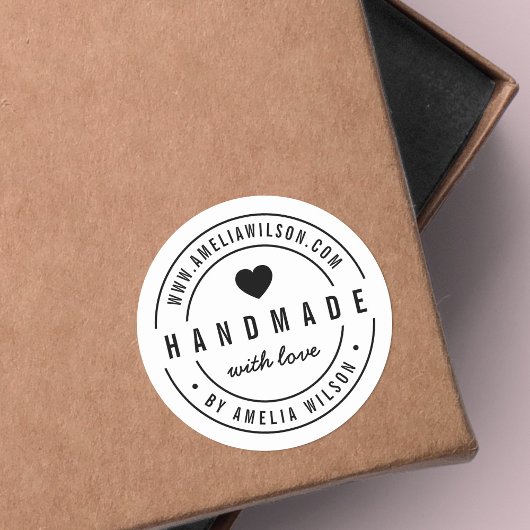 Schwarz-Weiß-Fett mit Liebe Herz Runder Aufkleber