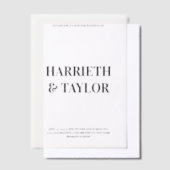 Schwarz-Weiß-Fett-zentrierte Monogramm-Hochzeit Pergament Einladungen (Versetzt)