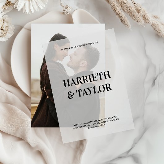 Schwarz-Weiß-Fett-zentrierte Monogramm-Hochzeit Pergament Einladungen