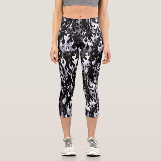 Schwarz-Weiß-Flammenmuster Capri Leggings (Vorderseite)