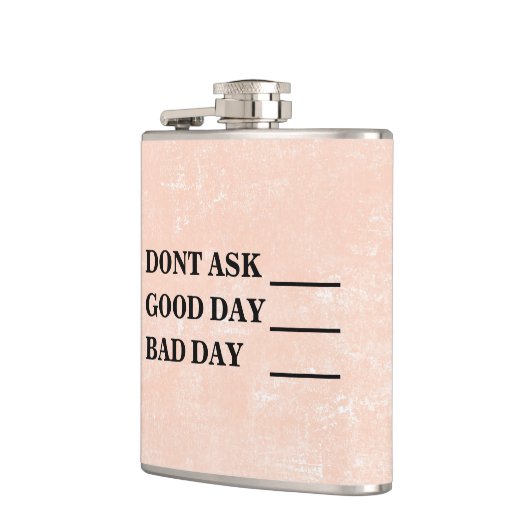 Schwarz-Weiß-Flasche mit sonnigen Drinks Flachmann (Links)