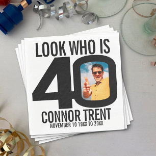 Schwarz-Weiß-Foto 40. Geburtstag aussehen, wer ist Serviette