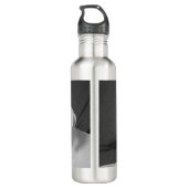 Schwarz-Weiß-Foto eines wunderschönen, seelenvolle Edelstahlflasche (Rückseite)