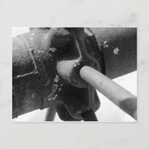 Schwarz-Weiß-Foto von rostfreien Maschinen Postkarte
