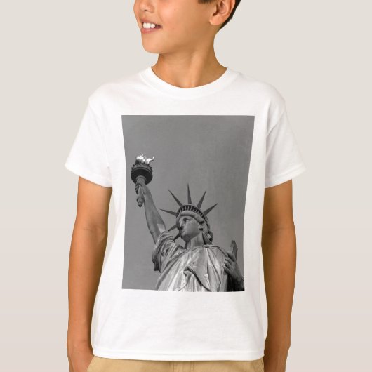 Schwarz-Weiß-Freiheitsstatue New York T-Shirt (Vorderseite)