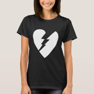 Schwarz-Weiß-gebrochenes Herz - Kunst T-Shirt