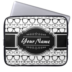 Schwarz-Weiß-Geek-Nerd-Brille Personalisiert Laptopschutzhülle