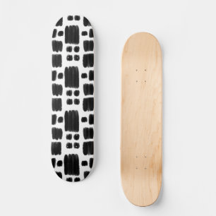 Schwarz-weiß gemalte Formen Skateboard