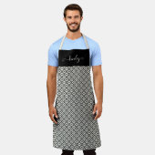 Schwarz-Weiß-Geometrie Schürze (Getragen)