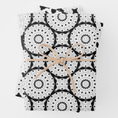 Schwarz-Weiß-Geometrische Muster in Monochrome Geschenkpapier Set (Beispiel)