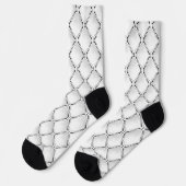 Schwarz-Weiß-geometrisches Muster. Socken (Linkes Detail)