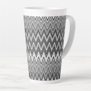 Schwarz-weiß geometrisches Zickzack-Muster Milchtasse