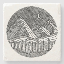 Schwarz-weiß gezeichnete runde Alpenlandschaft