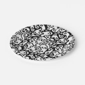 Schwarz-Weiß-Ghost-Muster Pappteller (Schrägansicht)