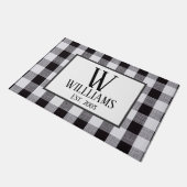 Schwarz-Weiß-Gingham Monogram-Familie Jahr Fußmatte (Schrägansicht)
