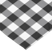 Schwarz-Weiß-Gingham Tischdecke (Schrägansicht)