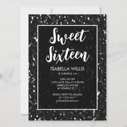 Schwarz-Weiß-Glitzern Sweet 16 elegante Schrift Einladung (Vorderseite)