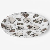 Schwarz-Weiß-Gothic-Skulls und Rose Halloween Pappteller (Schrägansicht)