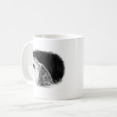 Schwarz-Weiß-Grau-Wolf-Sketch Kaffeetasse (Vorderseite Links)