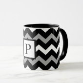 Schwarz-weiß-Graues Zickzack Druckmuster Tasse (VorderseiteRechts)